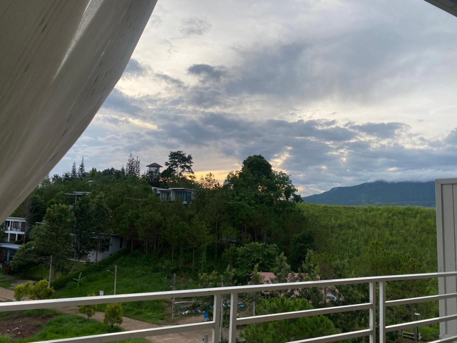 Krin Resort Khao Kho Exteriör bild